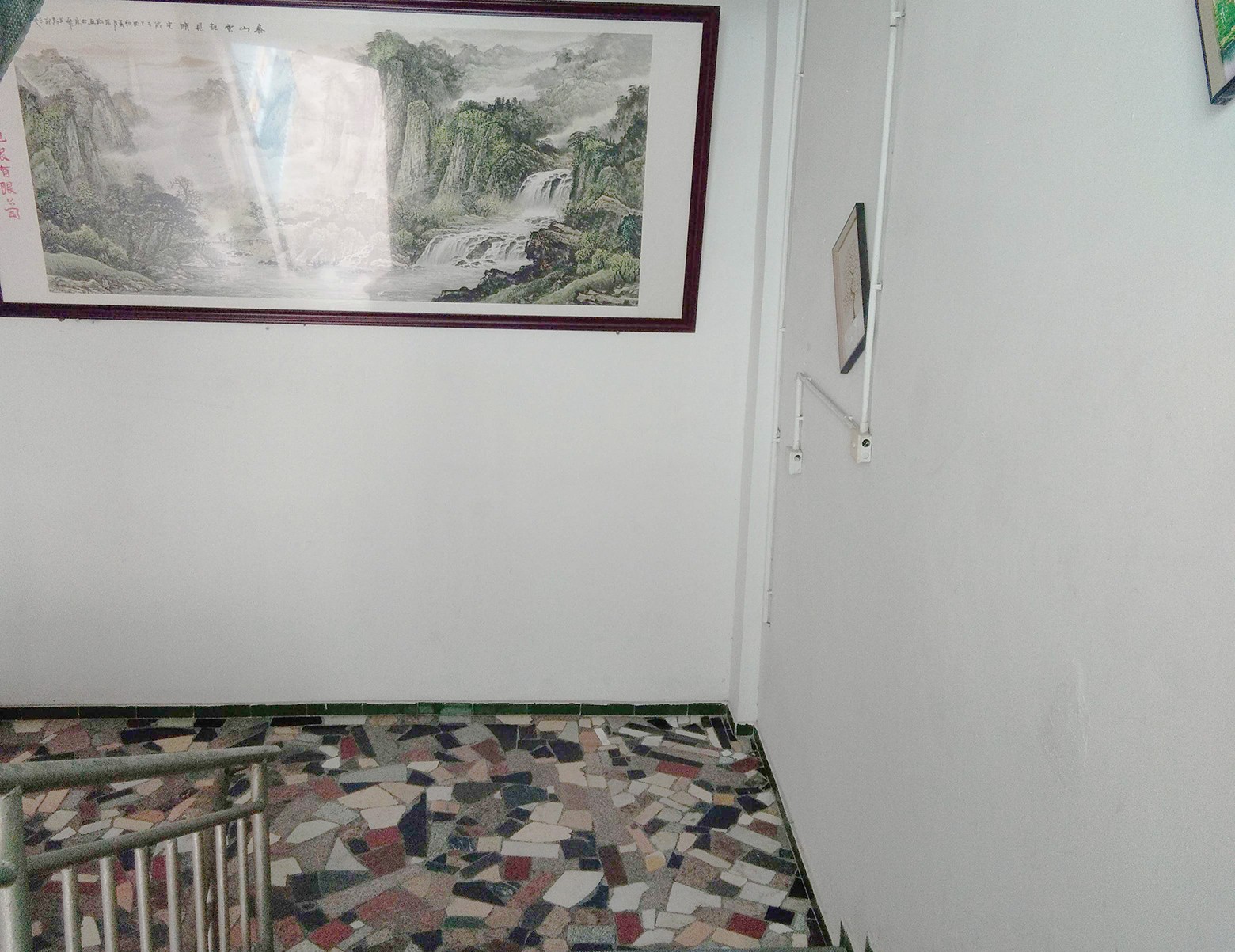 樓梯口1.jpg